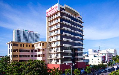 top_10_truong_2.jpg